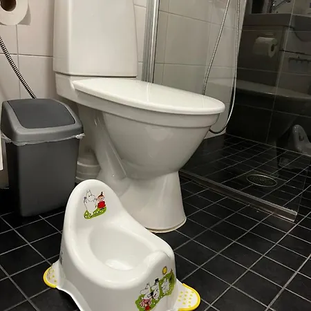 Floor Flat With Sauna, A/c & Free Parking Вантаа