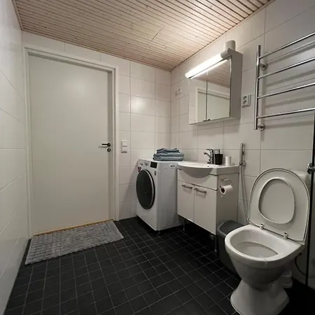 Floor Flat With Sauna, A/c & Free Parking Апартаменты