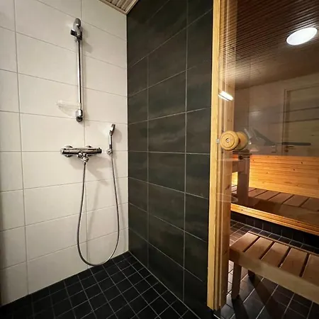 Floor Flat With Sauna, A/c & Free Parking Vantaa