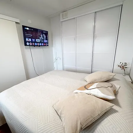 Floor Flat With Sauna, A/c & Free Parking * Вантаа