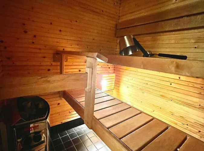 Floor Flat With Sauna, A/c & Free Parking