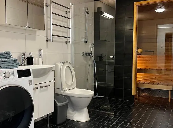 Floor Flat With Sauna, A/c & Free Parking * فانتا