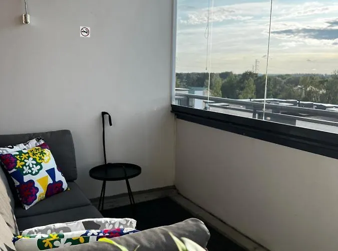 Floor Flat With Sauna, A/c & Free Parking