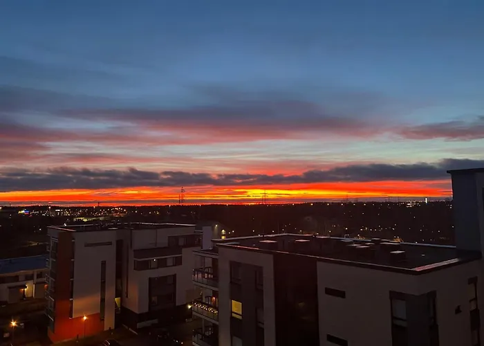 Floor Flat With Sauna, A/c & Free Parking