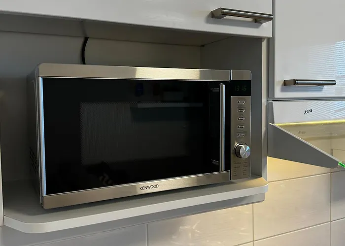 شقة Floor Flat With Sauna, A/c & Free Parking فانتا