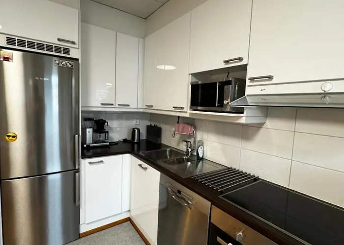 شقة Floor Flat With Sauna, A/c & Free Parking فانتا