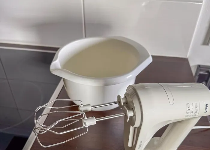 Floor Flat With Sauna, A/c & Free Parking شقة *